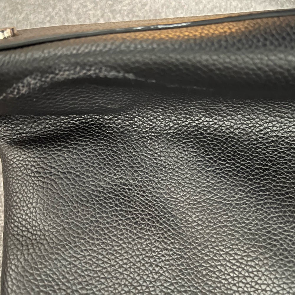 Kate Spade Black Shoulder Bag with Gold Chain - Picture 5 of 10